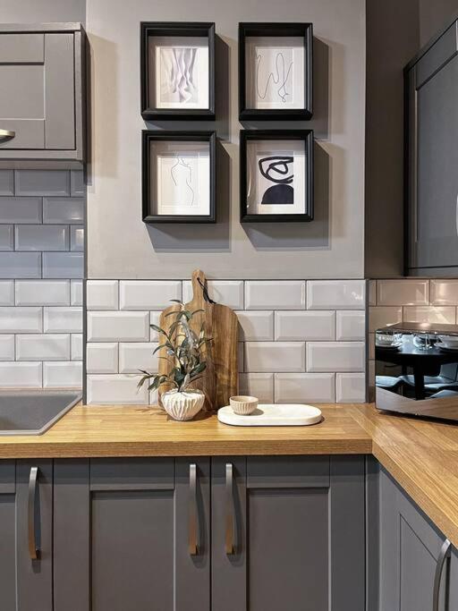 Cosy 2 Bedroom Apartment トッドモーデン エクステリア 写真